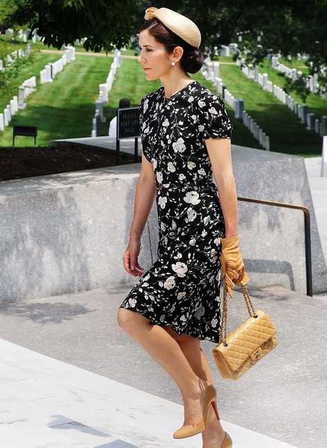 crown-princess-mary-of-denmark-and-chanel-gallery.jpg